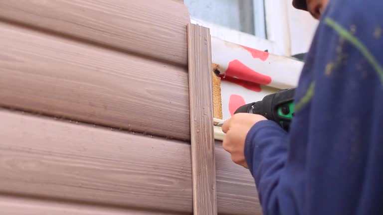 Best Engineered Wood Siding  in Barberton, OH
